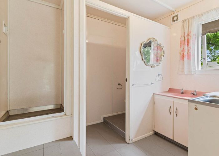  at 5 Gerwyn Place, Pakuranga, Manukau City, Auckland