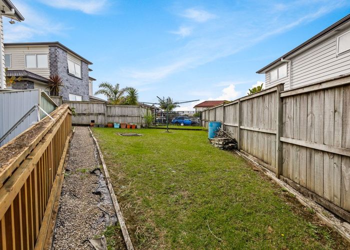  at 75 San Valentino Drive, Henderson, Auckland