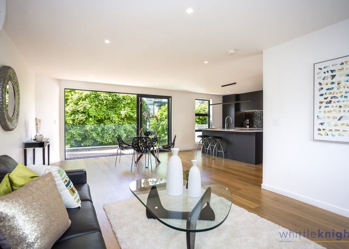  at 2/11 Carlton Mill Road, Merivale, Christchurch City, Canterbury