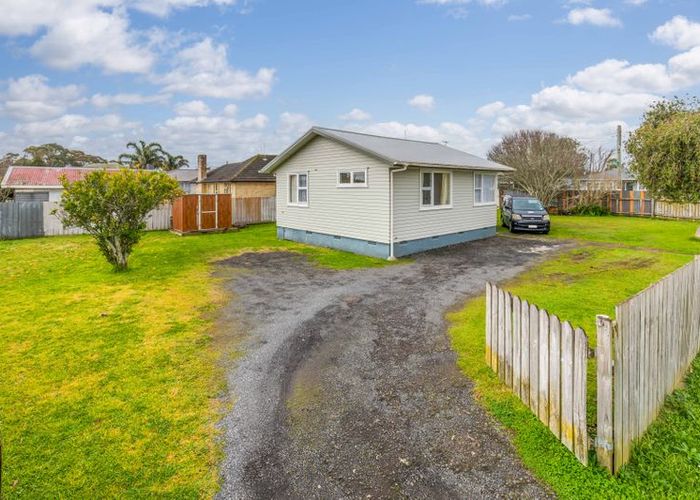  at 1 Parker Crescent, Otara, Auckland