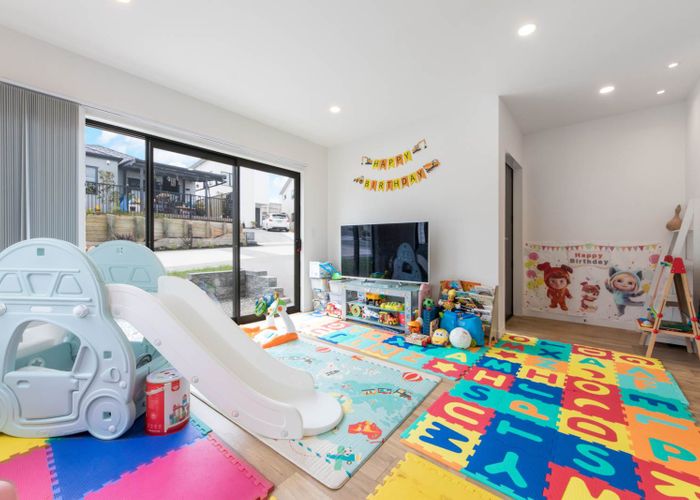  at 12A Kaimai Avenue, Massey, Auckland