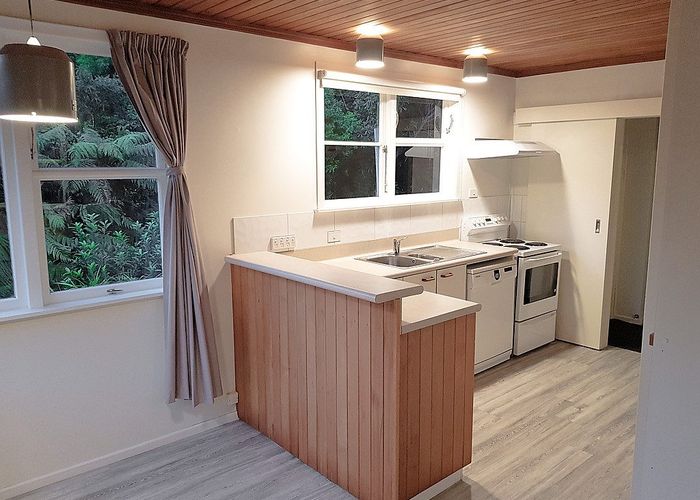  at 73 Elmslie Road, Pinehaven, Upper Hutt, Wellington