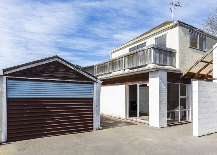  at 2/131 Rugby Street, Merivale, Christchurch City, Canterbury