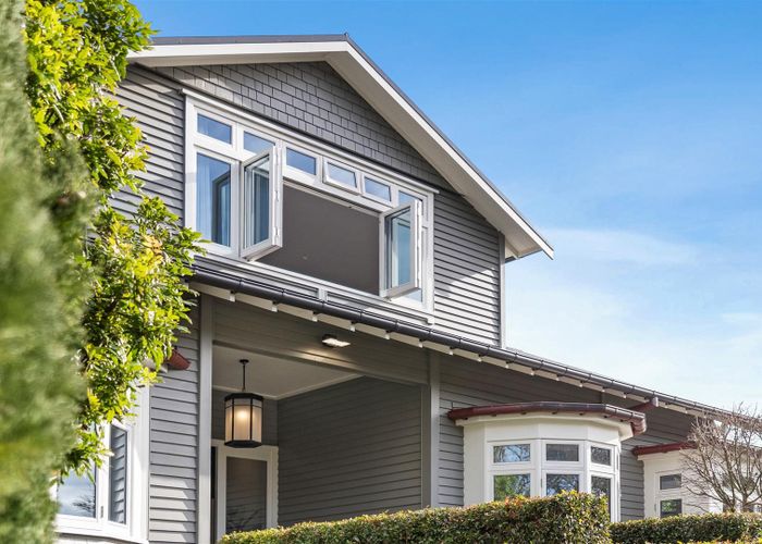  at 12 Clifton Road, Hauraki, North Shore City, Auckland