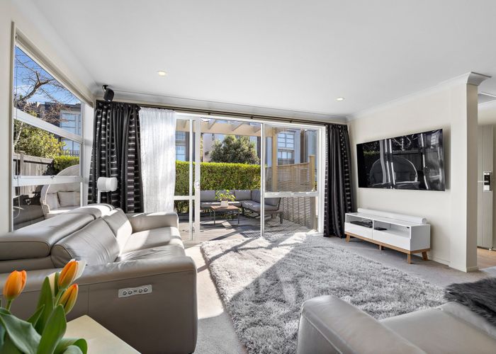  at 30 Barbarich Drive, Stonefields, Auckland