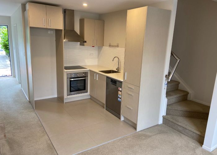  at 29/11 Ray Small Drive, Papakura, Papakura, Auckland