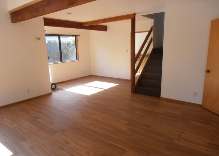  at 2/39 Rhodes Street, Merivale, Christchurch