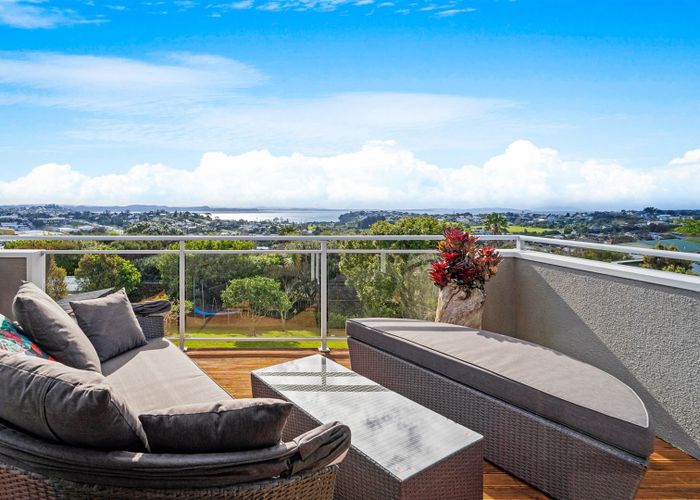  at 69 Wade River Road, Stanmore Bay, Whangaparaoa