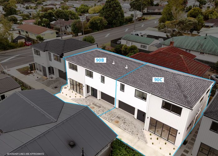  at 90C Seymour Road, Sunnyvale, Auckland