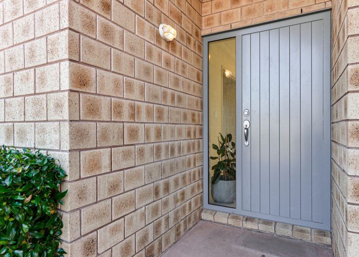  at 50 Cumberland Drive, Flagstaff, Hamilton
