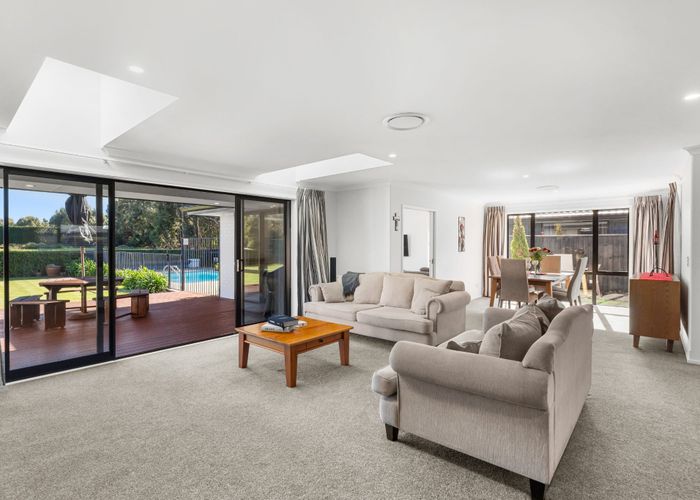  at 9 Woodlaw Crescent, Prebbleton, Selwyn, Canterbury