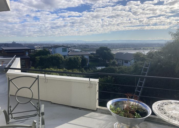  at 9A Janice Place, Mount Pleasant, Christchurch City, Canterbury