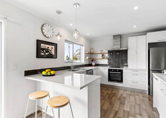  at 18 Deep Creek Road, Torbay, North Shore City, Auckland