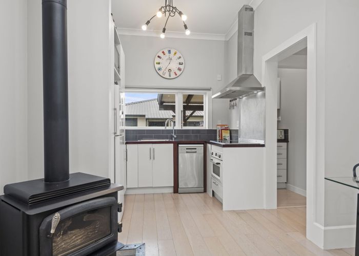  at 16 Aorangi Street, Feilding, Feilding