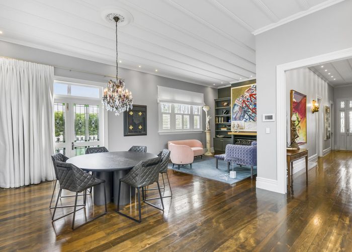  at 86 Sarsfield Street, Herne Bay, Auckland