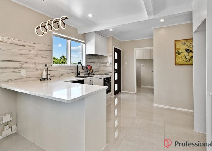  at 31 Ilford Crescent, Mangere, Manukau City, Auckland