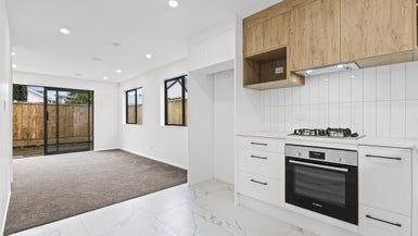  at 3 Tulloch Place, Conifer Grove, Takanini