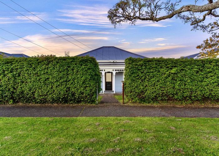  at 6 Halesowen Avenue, Sandringham, Auckland