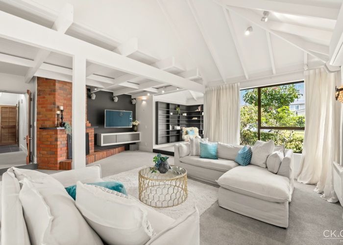  at 32 Saint Columbans Grove, Boulcott, Lower Hutt, Wellington