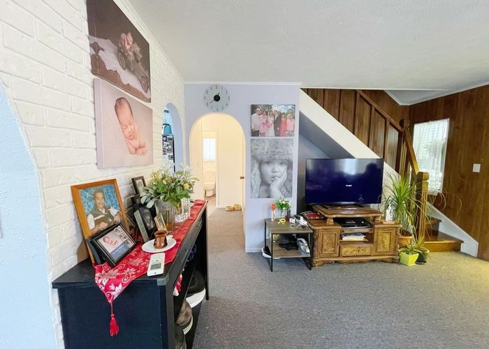  at 37 Borich Road, Sunnyvale, Auckland