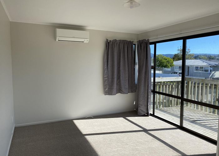  at 6 Coburg Street, Henderson, Auckland