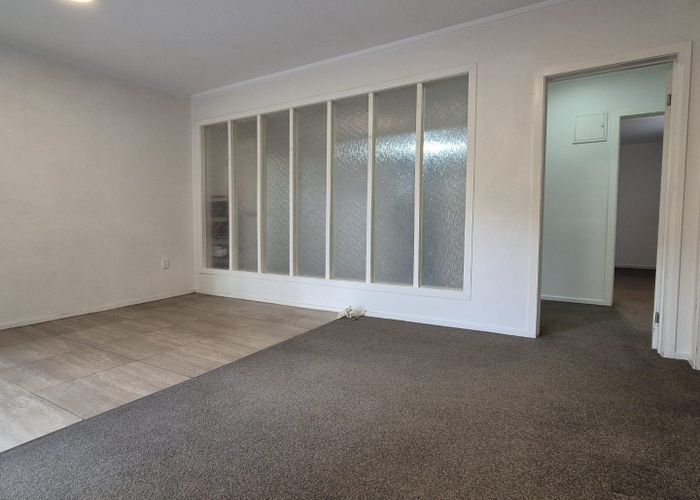  at 1A Lauderdale Road, Birkdale, North Shore City, Auckland