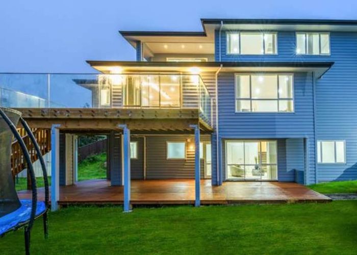  at 72 Bur Oak Terrace, Schnapper Rock, North Shore City, Auckland
