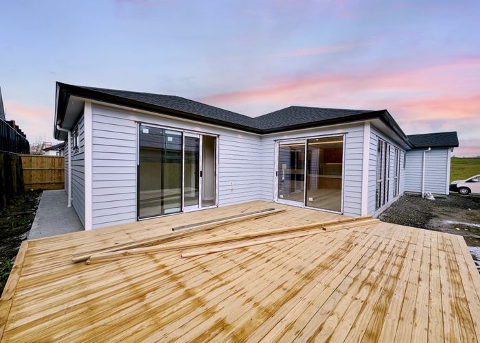  at 393 Te Taruna Drive, Milldale, Rodney, Auckland