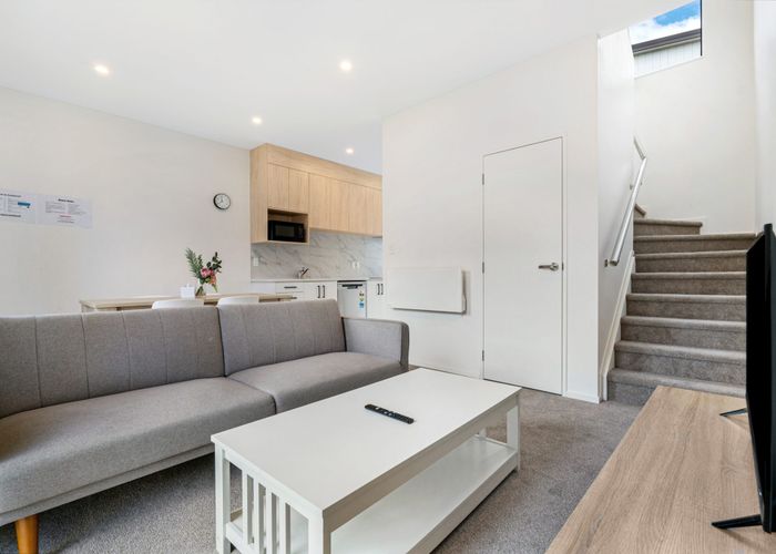  at 16/96 Walmsley Road, Mangere Bridge, Manukau City, Auckland