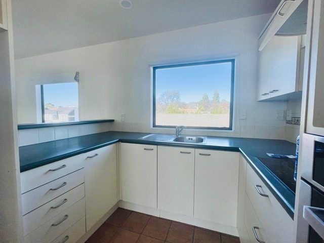  at 5/21 Hewitts Road, Merivale, Christchurch