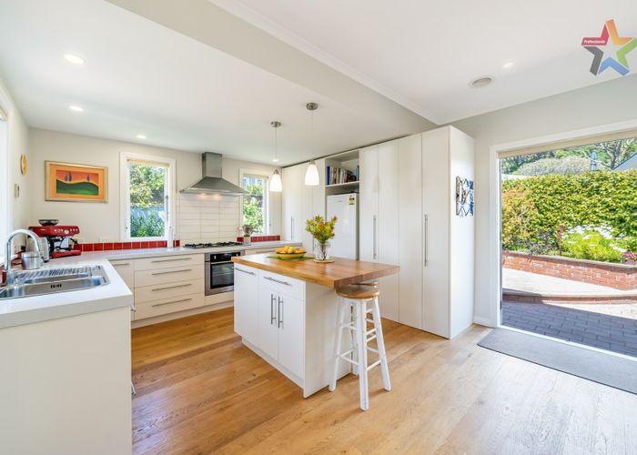  at 9 Puriri Street, Eastbourne, Lower Hutt