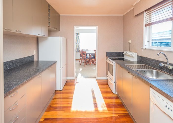  at 2 Camellia Avenue, Aramoho, Whanganui
