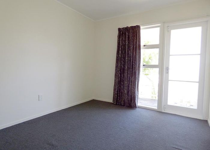 at 18 Stoll Place, Clendon Park, Auckland