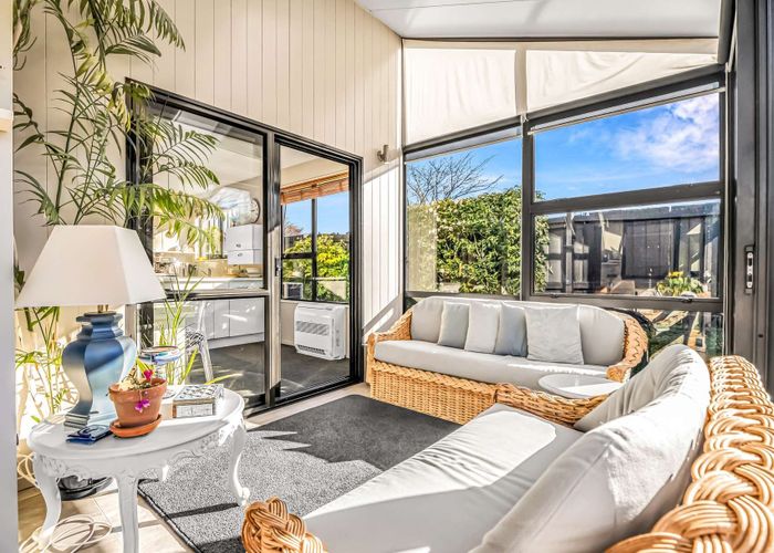  at 7 Glenharrow Avenue, Avonhead, Christchurch
