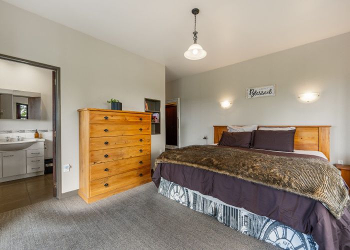  at 537 No 1 Line, Longburn, Palmerston North, Manawatu / Whanganui