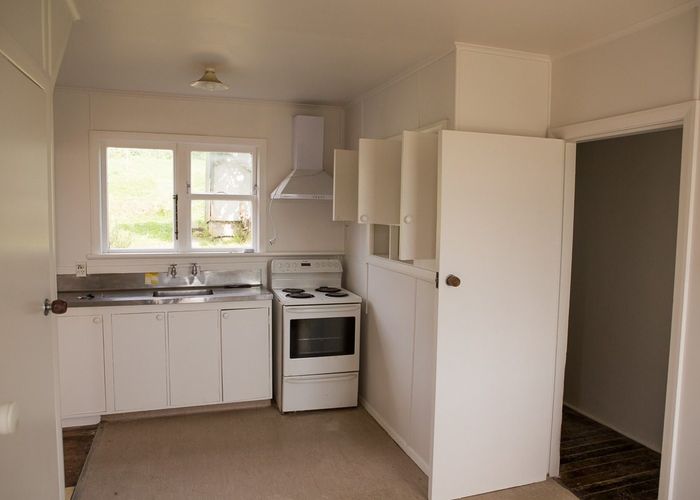  at 52  Leicester Street, Cannons Creek, Porirua, Wellington