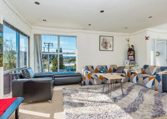  at 2 Doone Place, Massey, Waitakere City, Auckland