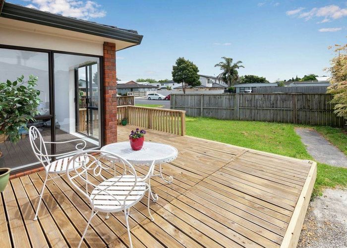  at 1/328 Bucklands Beach Road, Bucklands Beach, Manukau City, Auckland