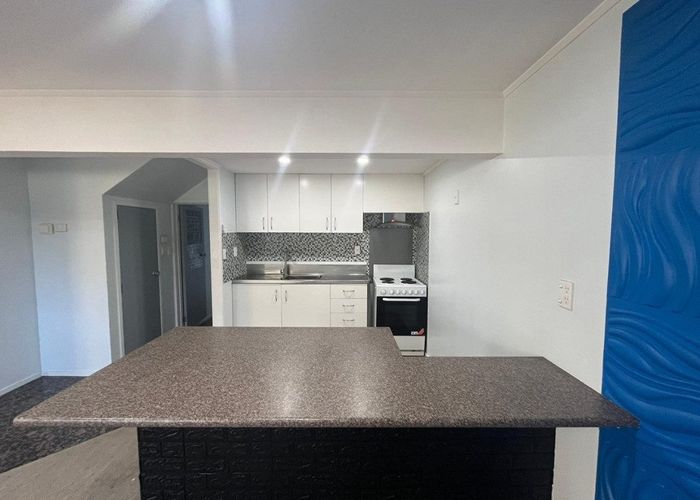  at 6 Montego Place, Weymouth, Manukau City, Auckland