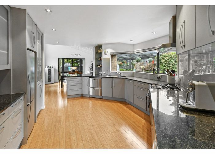  at 3 Ilex Place, Totara Heights, Auckland