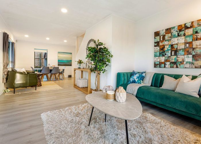  at 1/6 Beverly Place, New Lynn, Auckland