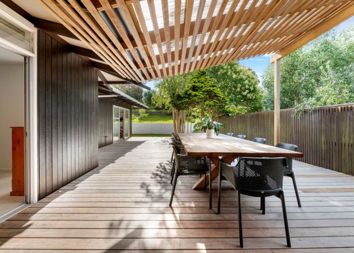 For sale 57 Parr Terrace, Castor Bay, North Shore City, Auckland