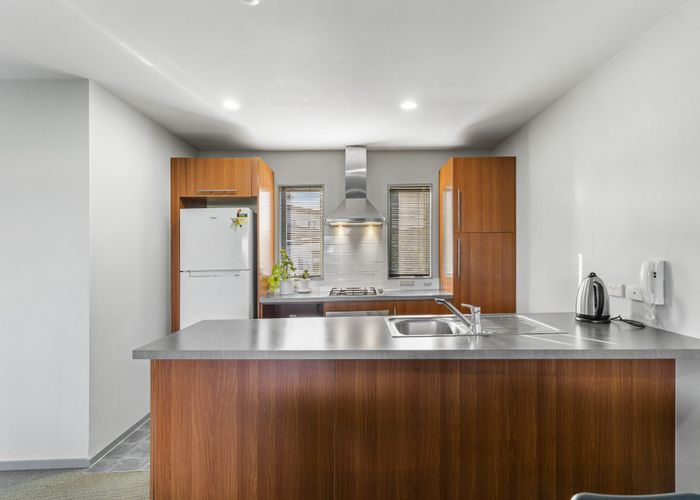  at 44/42 Holly Street, Avondale, Auckland