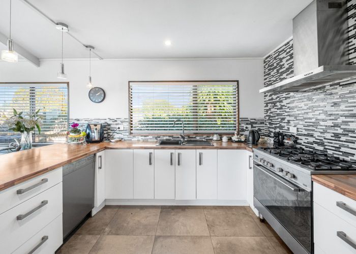  at 3 Johnston Place, Welcome Bay, Tauranga, Bay Of Plenty