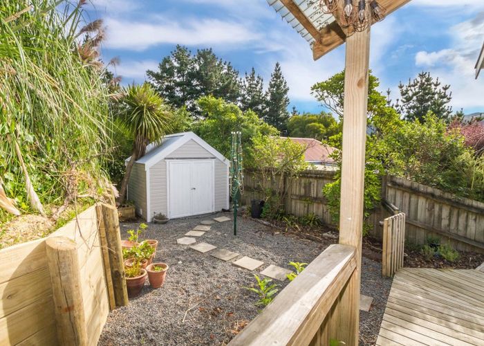  at 2/8 Spruce Grove, Ranui, Porirua