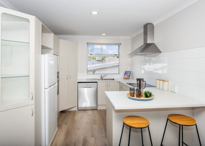  at 2/9 Beatty Street, Melville, Hamilton, Waikato