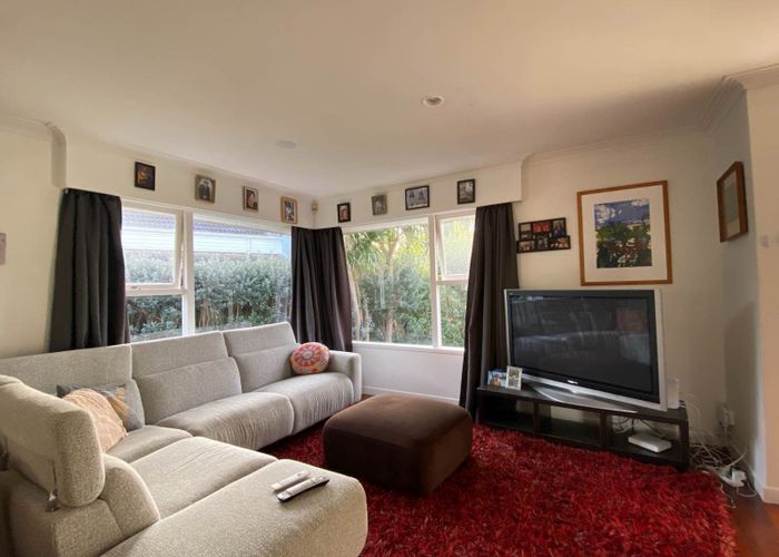  at 4/16 Dorchester Street, Meadowbank, Auckland City, Auckland