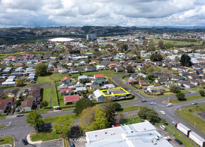  at 2/34 Druces Road, Wiri, Auckland