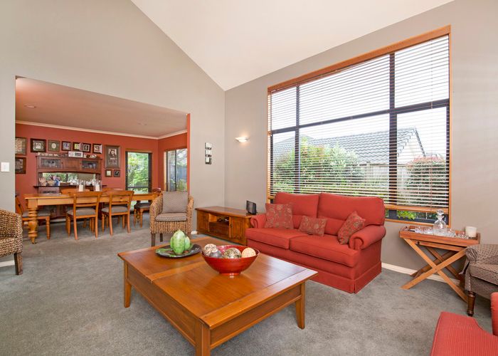  at 35 Westerham Drive, Dannemora, Auckland