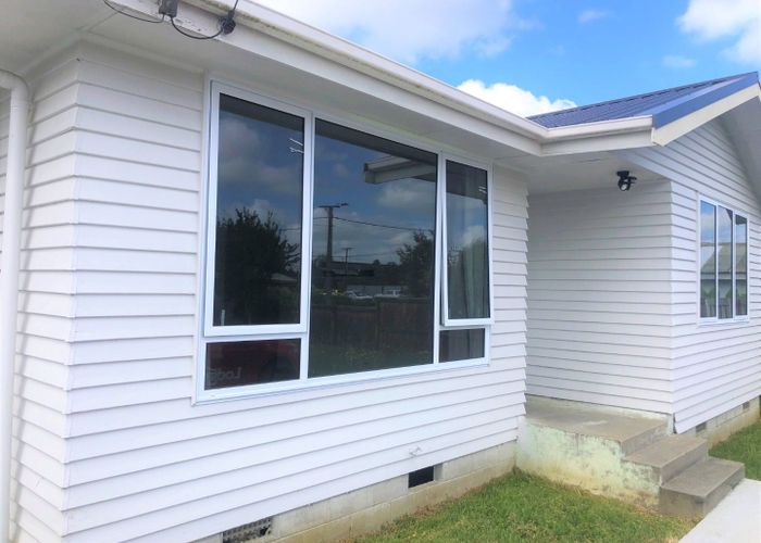  at 15 English Street, Saint Andrews, Hamilton, Waikato